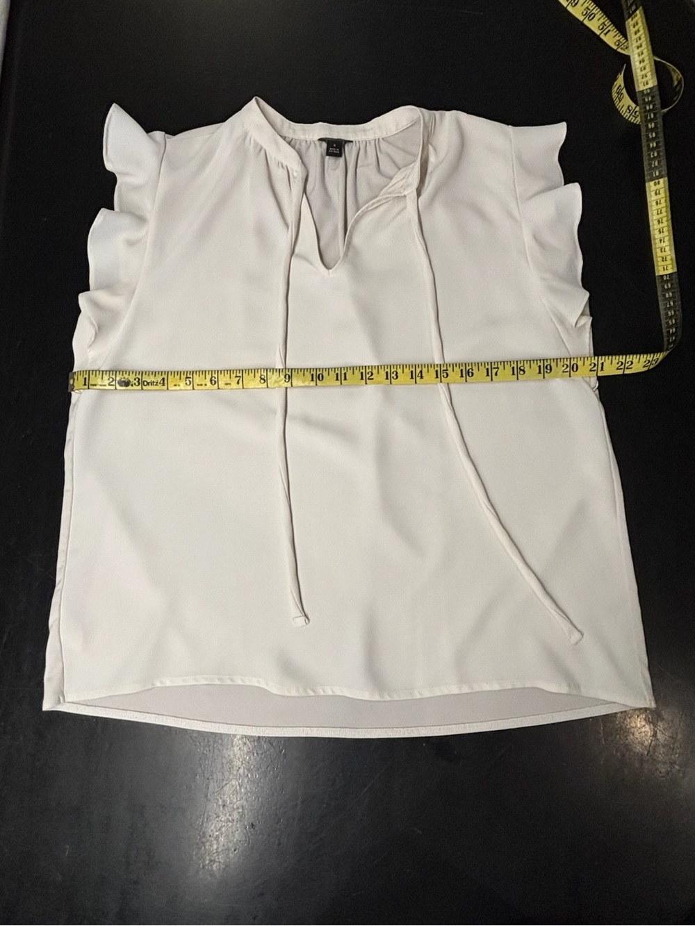 Ann Taylor Sleeveless Ruffle Blouse in Size M